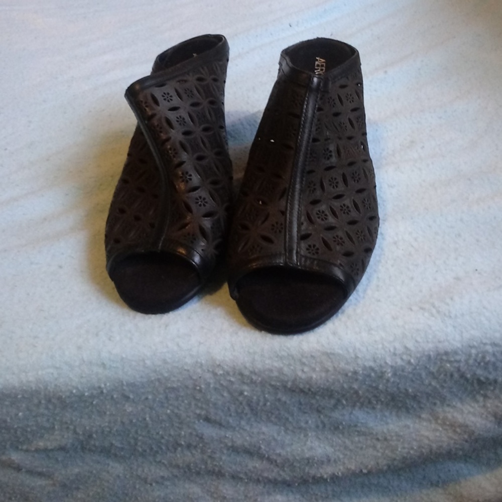 Ladies shoes